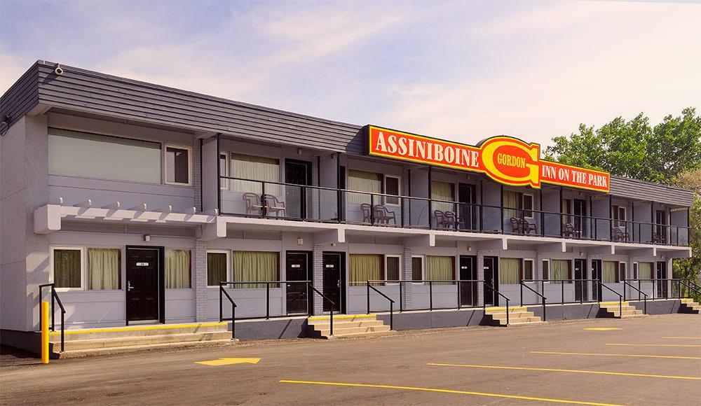 Assiniboine Gordon Inn On The Park 위니펙 외부 사진